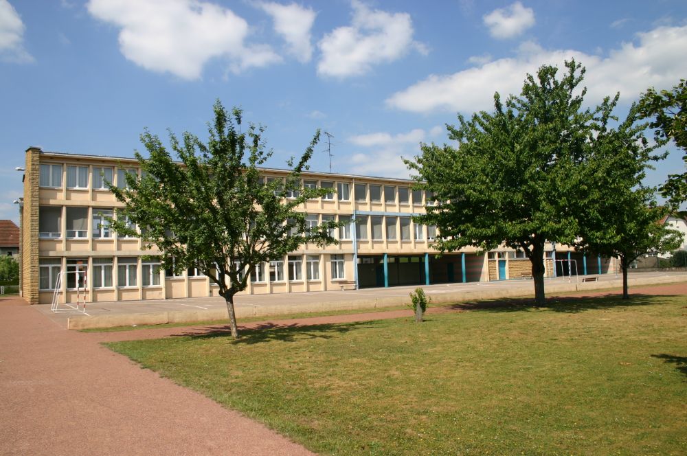 Ecole élémentaire La Fontaine – 15A, rue des Fleurs